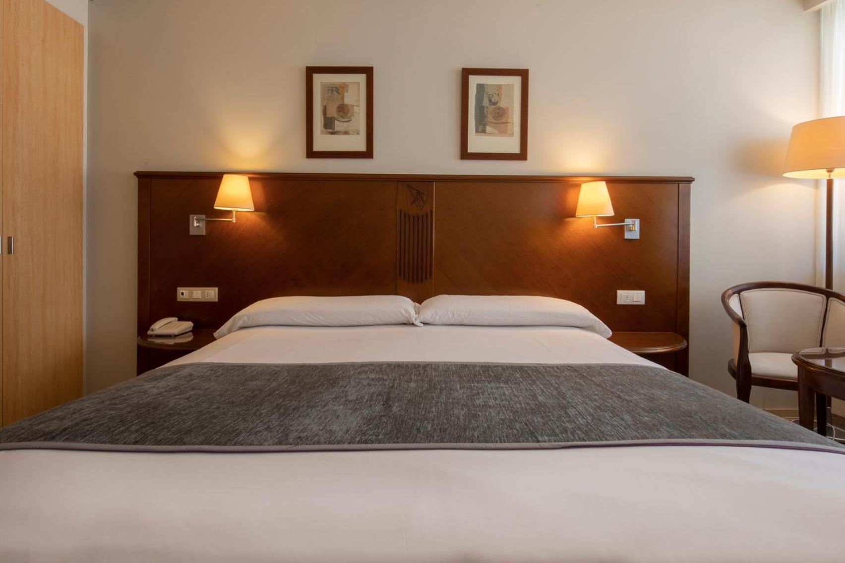 Double or Twin Room,1772879037:JPEG
